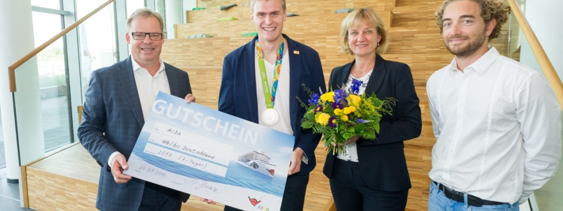 Olympic medalist in rowing visits AIDA 